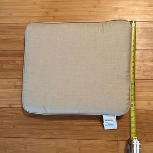 Smith & Hawkin outdoor pillows 19”x17”